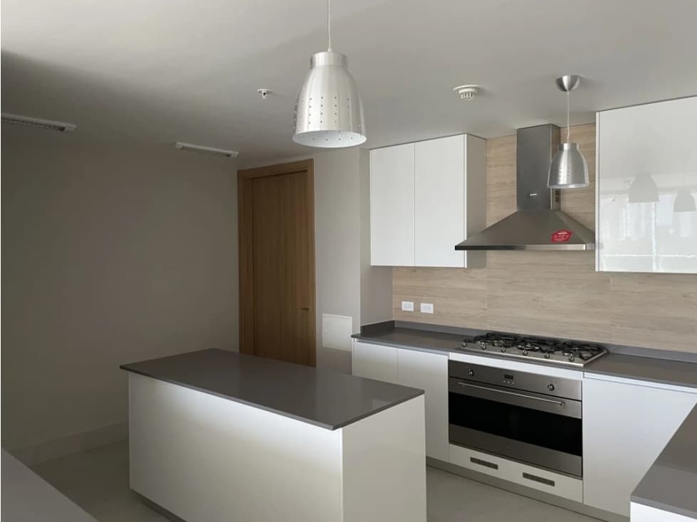 SE VENDE BELLO APARTAMENTO EN COCO DEL MAR — foto 2