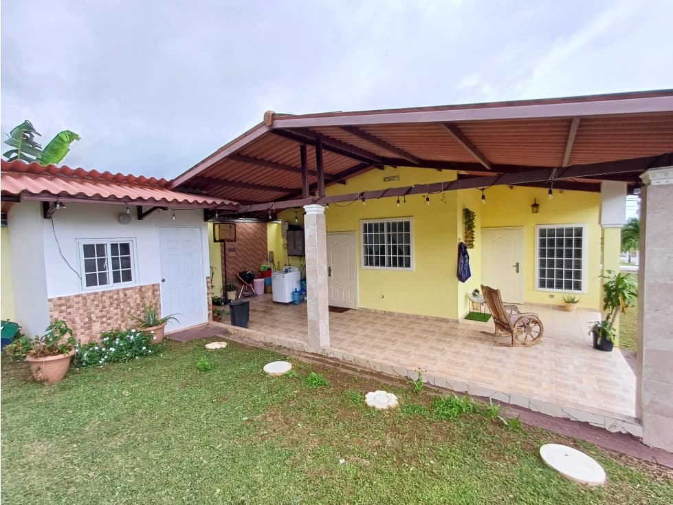 SE VENDE CASA EN BRISAS DEL GOLF ARRAIJAN — foto 2