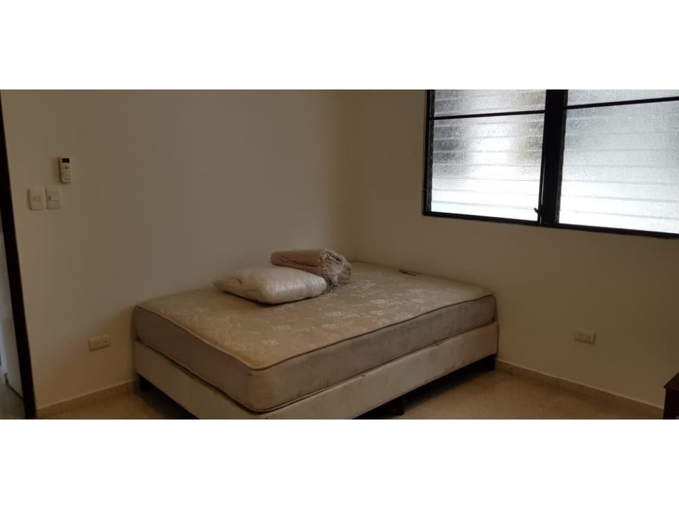 Alquilo extraordinario apartamento en obarrio — foto 6