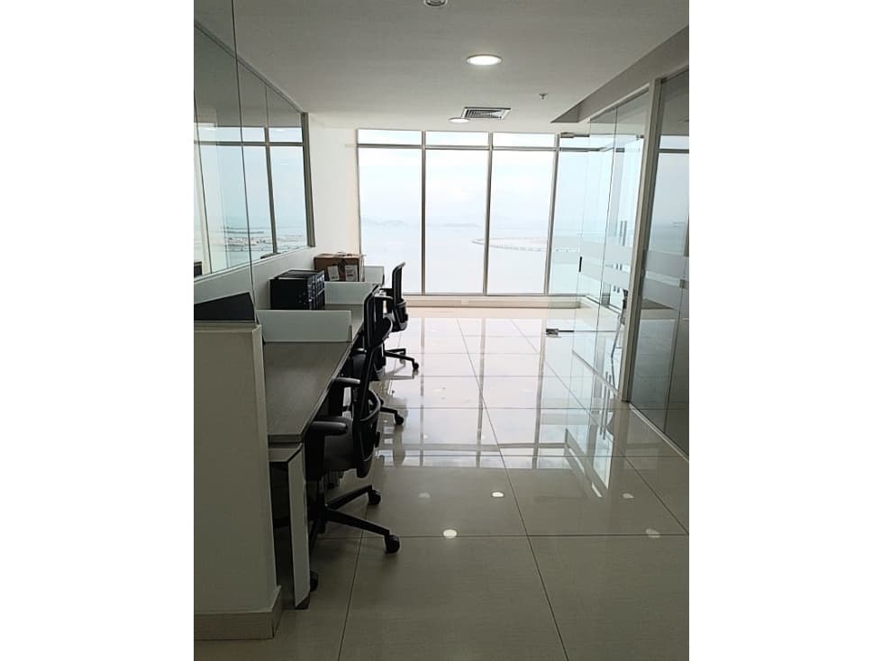 Alquilo Majestuosas Oficinas en Avenida Balboa — foto 3