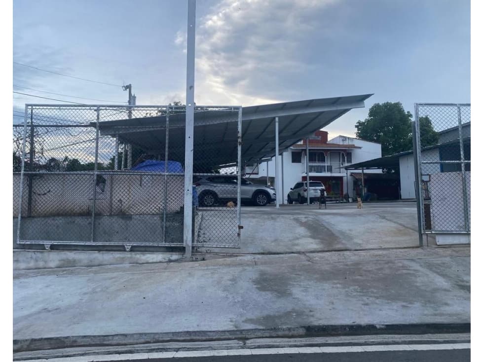 Se Vende Terreno con 2 casas en Llano Bonito — foto 3