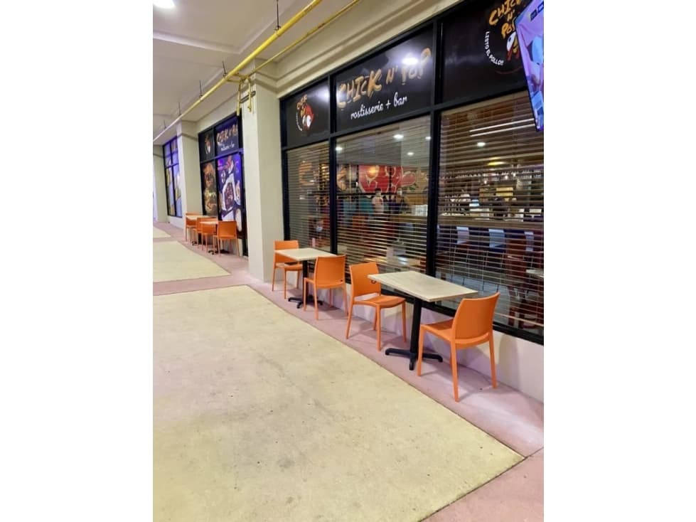 Local comercial en Costa Verde, 200mts - $4500.00. EQUIPADO — foto 1