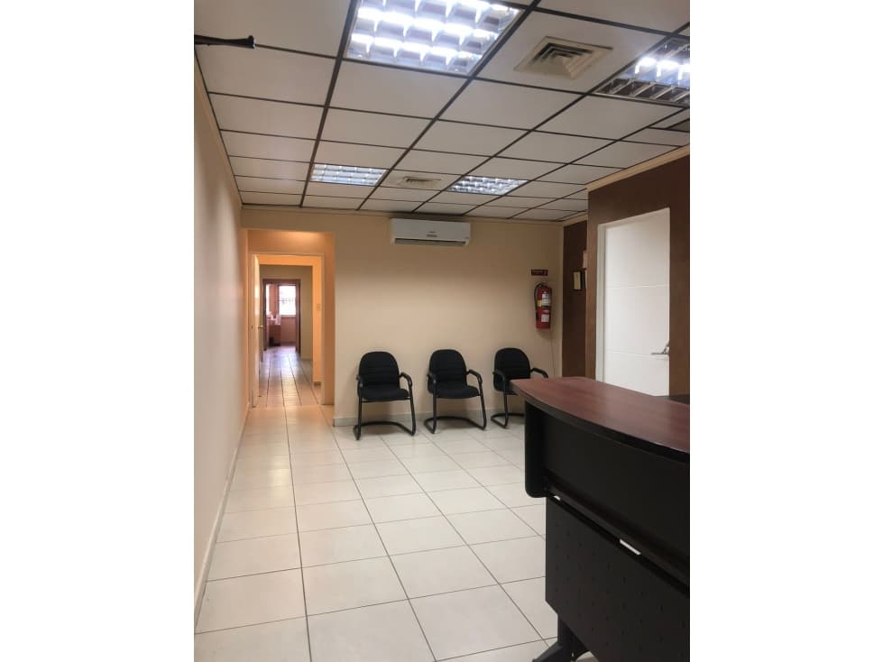 Venta edificio en Miraflores - Oficinas, bodega, y Parqueo de camiones — foto 4