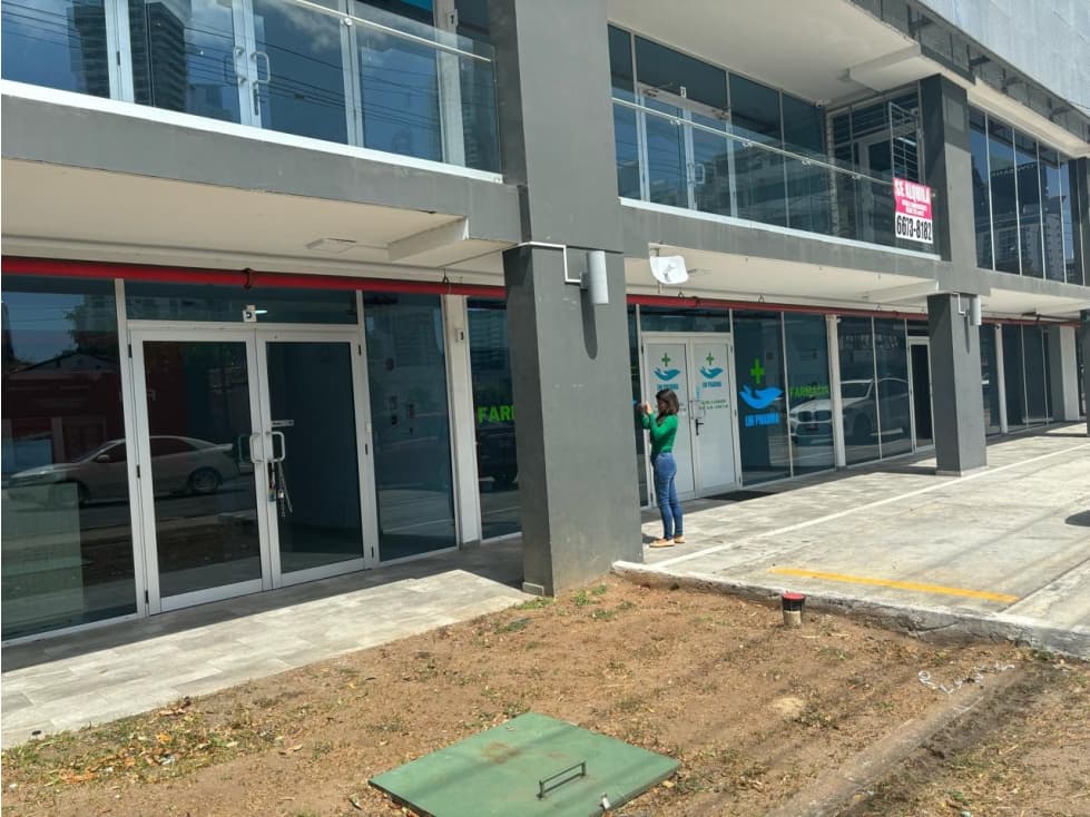 ALQUILER DE LOCAL COMERCIAL EN SIGNATURE POINT VÍA ESPAÑA — foto 4