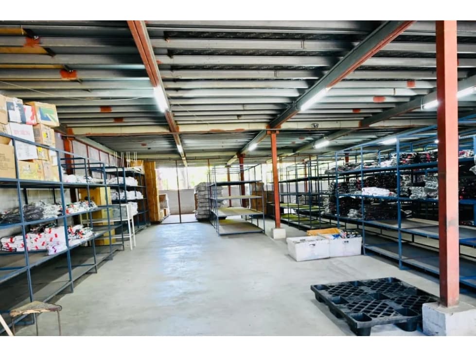 Se Vende Galera en Pueblo Nuevo — foto 4