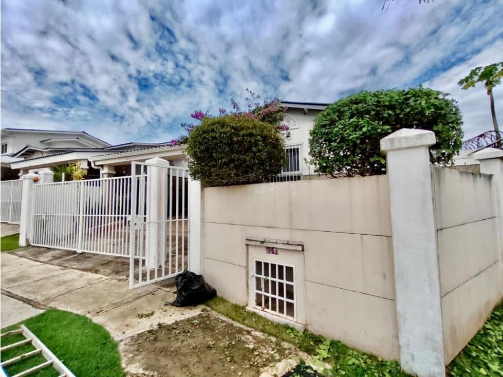 Se Vende Casa en Playa Dorada — foto 2