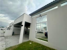 SE ALQUILA CASA EN VILLASUR