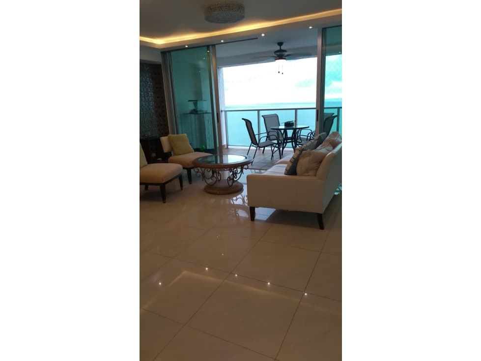 J.G Se vende Pent-house amoblado en San Francisco — foto 2