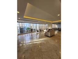 Alquilo Majestuoso Apartamento Amoblado en Via Argentina 485 M2