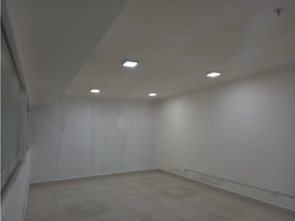 Se Alquilan Oficinas Cinta Costera desde 300 Mts $3,600,oo — foto 3