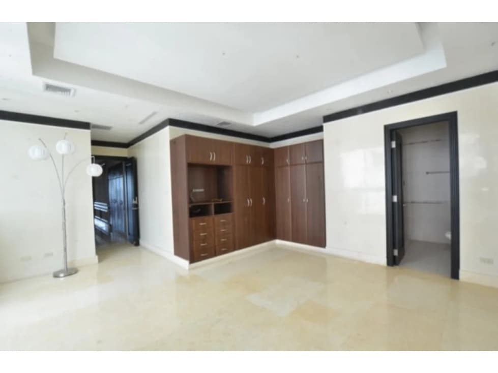 Se Vende Penthouse 456 Mts Costa del Este USD$975,000,00 — foto 2