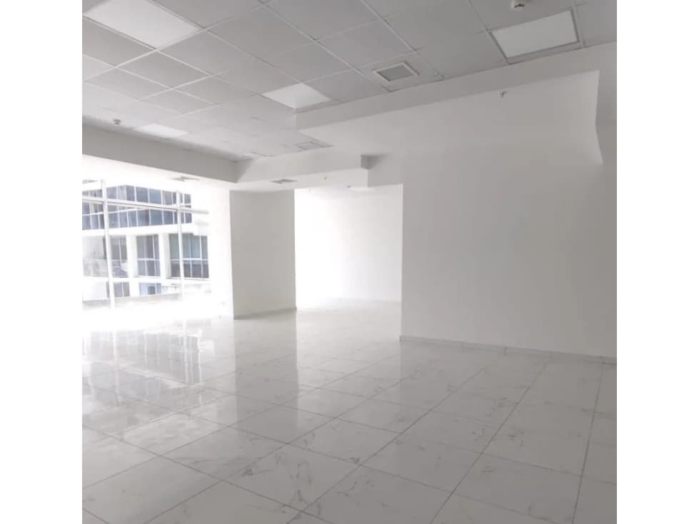 Se Alquila Oficina 104 Mts Obarrio USD$954,00+Itbms — foto 4