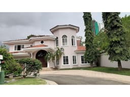 SE VENDE CASA EN COSTA LAS PERLAS