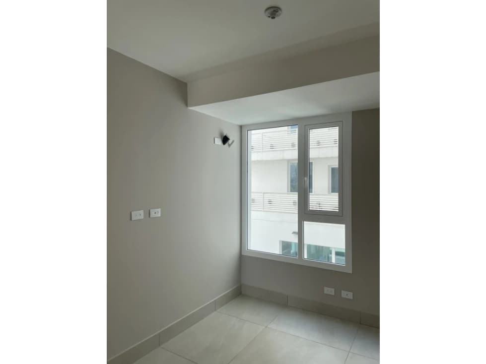 SE VENDE BELLO APARTAMENTO EN COCO DEL MAR — foto 3
