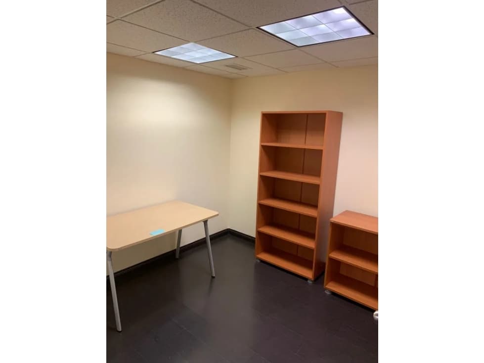ALQUILO OFICINA AMUEBLADA 60 MTS 2 -MARBELLA- $900 — foto 5