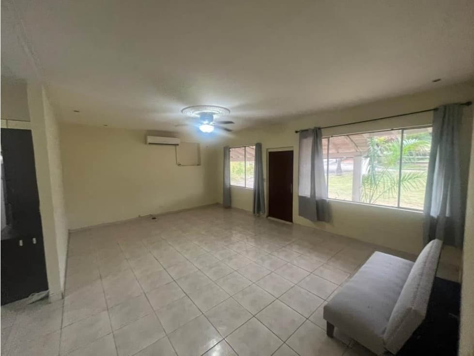 SE ALQUILA HERMOSA CASA — foto 2