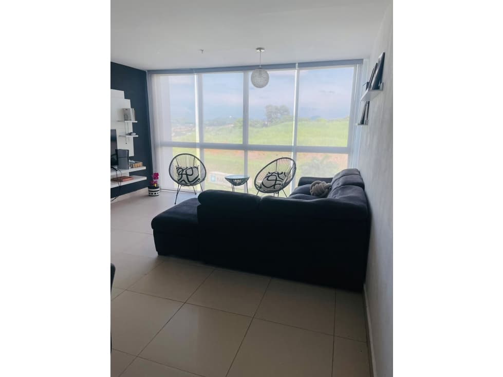 SE ALQUILA APARTAMENTO AMOBLADO EN EL CRISOL — foto 2