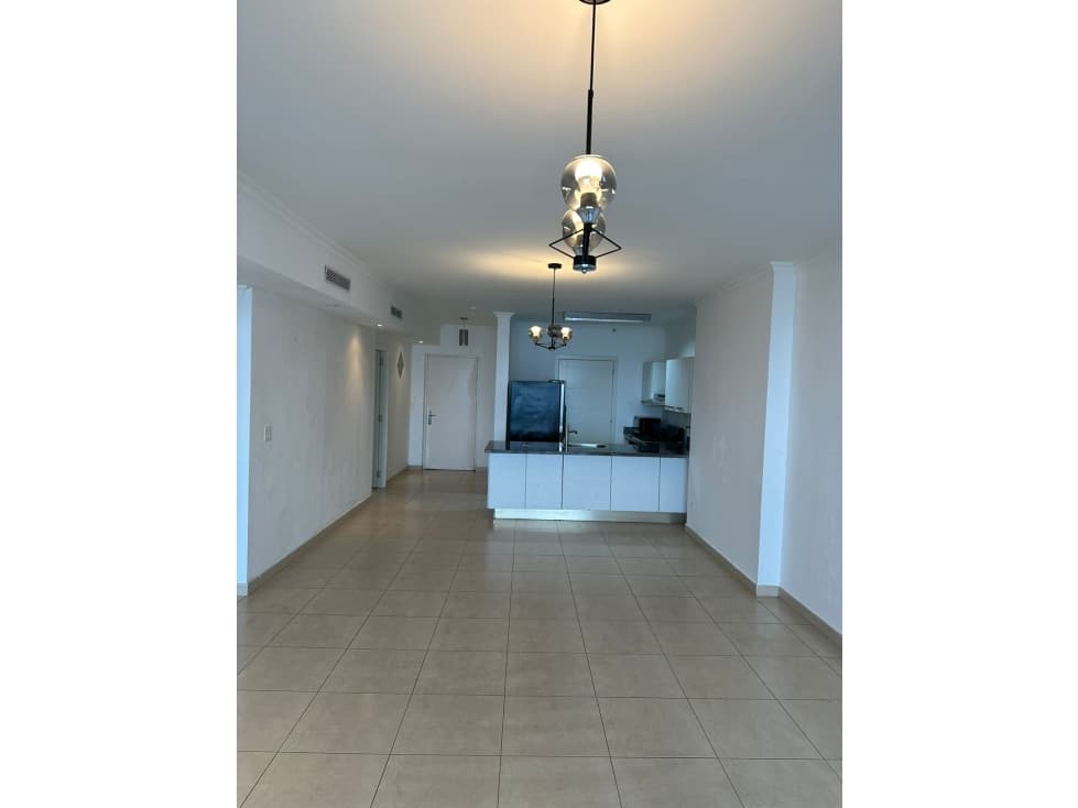 ALQUILO APARTAMENTO EN AV. BALBOA — foto 4