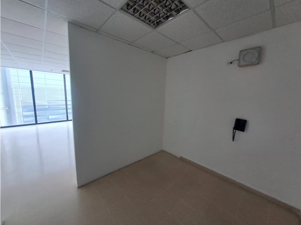 SE ALQUILA OFICINA EN PUNTA PAITILLA — foto 4