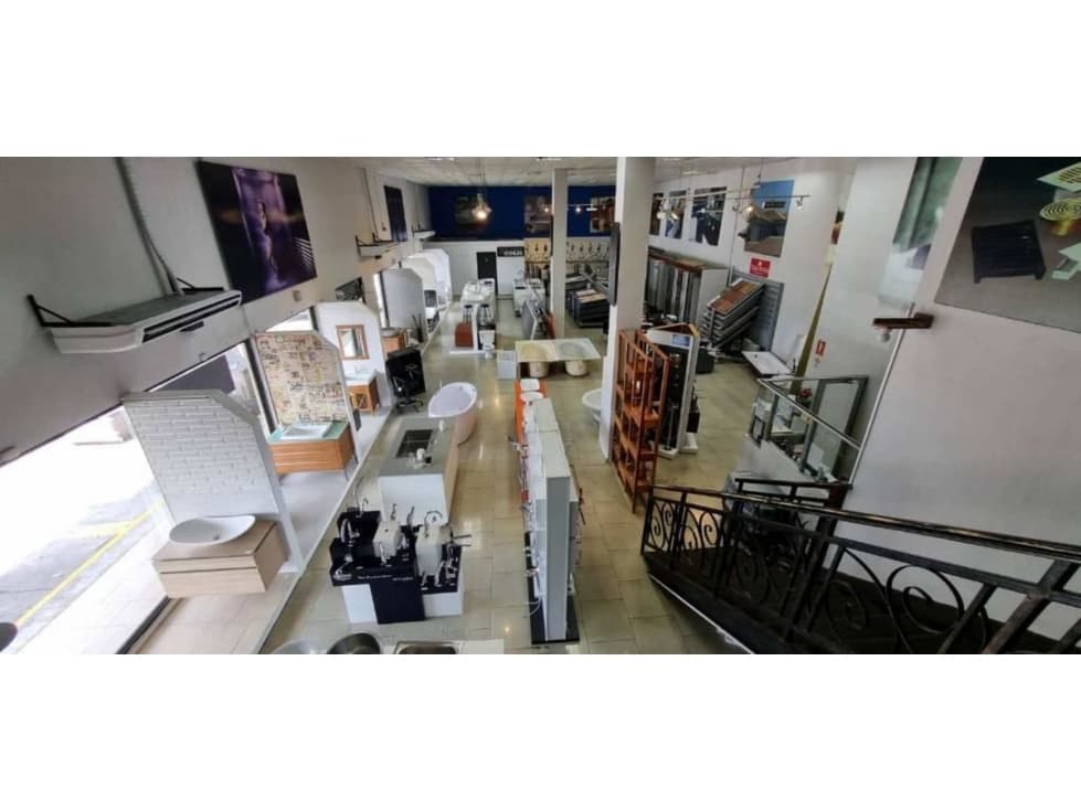 ¡¡ALQUILER O VENTA !! de LOCAL COMERCIAL en AV. SANTA ELENA — foto 2