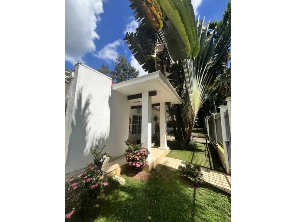 SE VENDE CASA EN LLANOS DE CURUNDU — foto 1