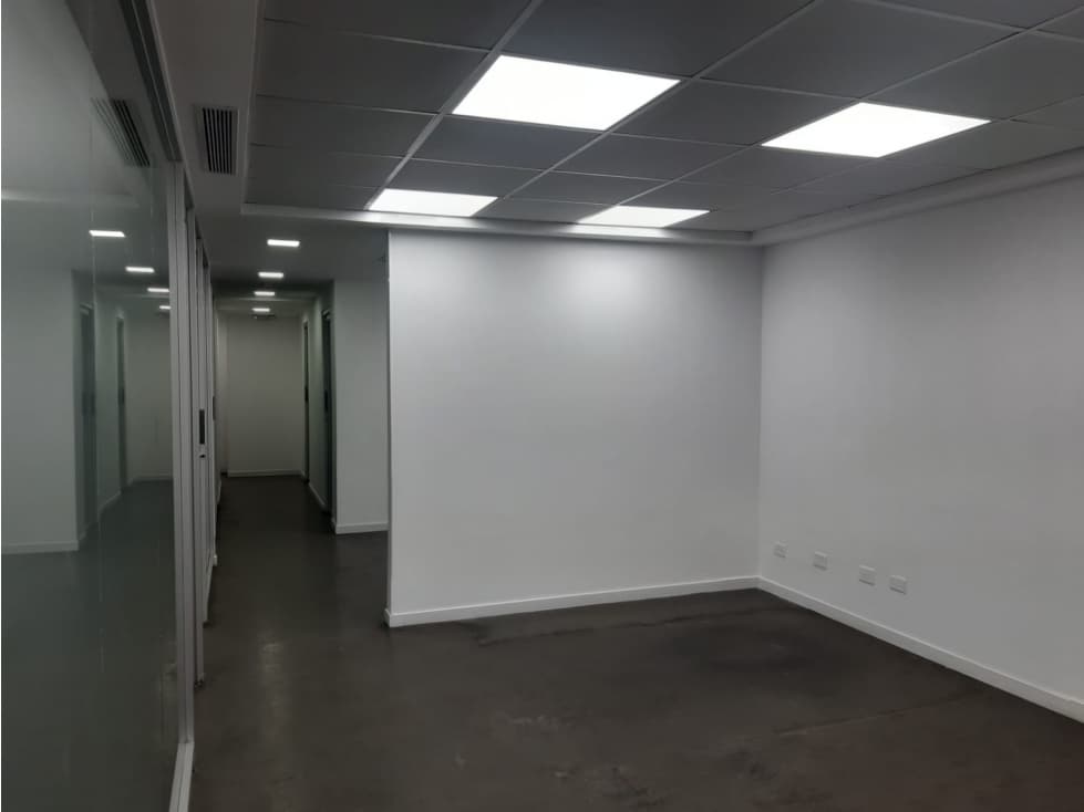 Se Alquila Local en Marbella — foto 2
