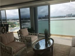 SE VENDE MAGNIFICO PENTHOUSE EN PLAYA CORONADO