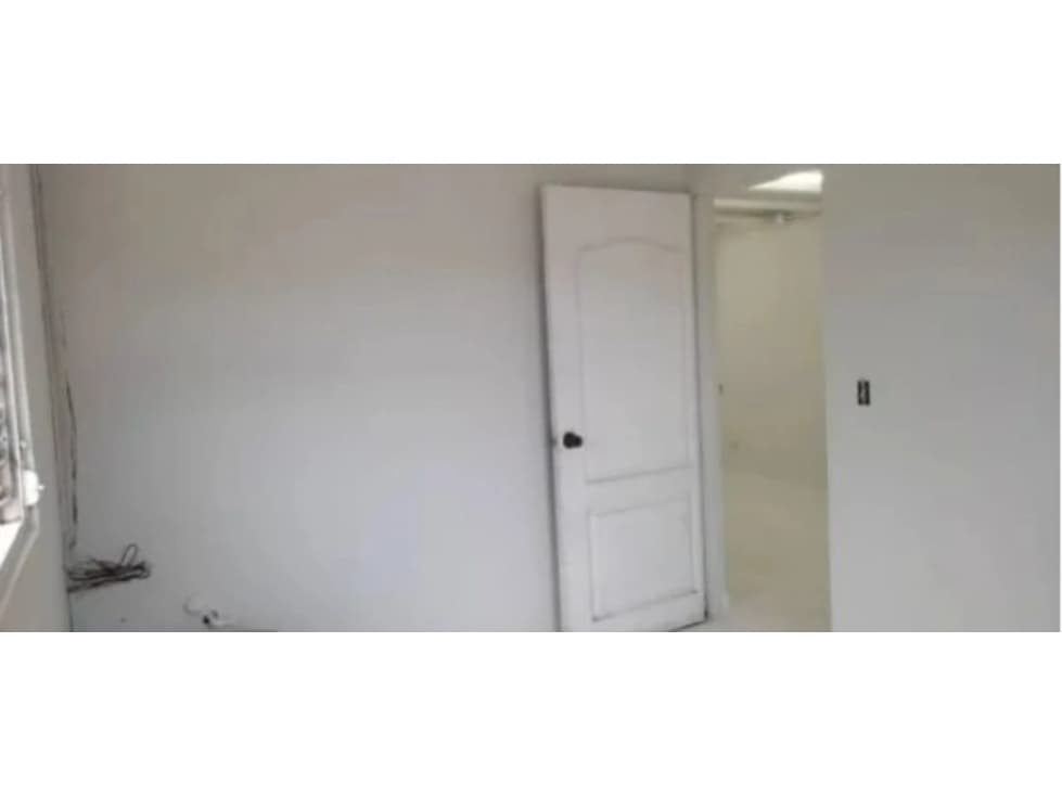 VENDO LOCAL COMERCIAL EN TUMBA MUERTO — foto 2
