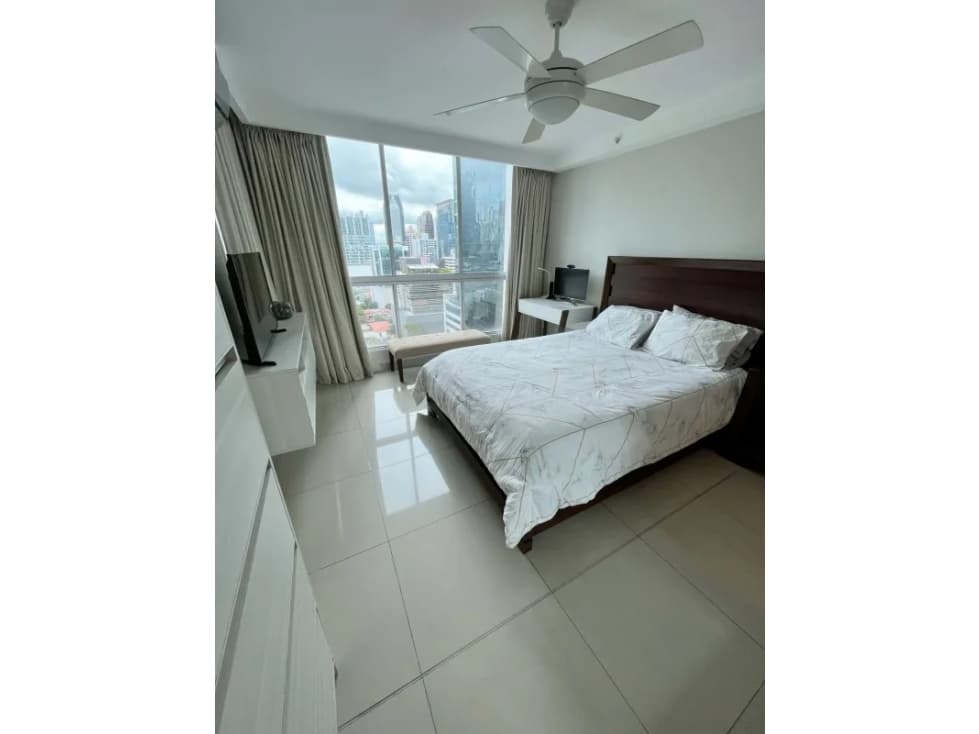 Alquilo Lujoso apartamento amoblado en Obarrio de 3R — foto 5