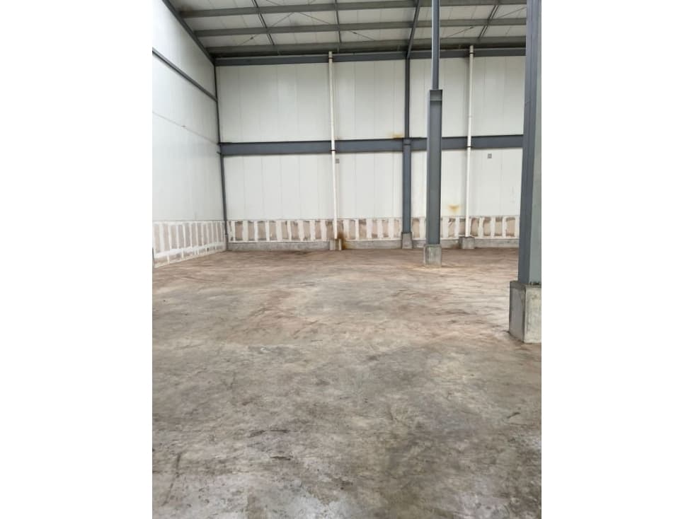 Se Alquila Galera sobre Vía Tocumen 500mt2 >>$8 x mt2<< — foto 3