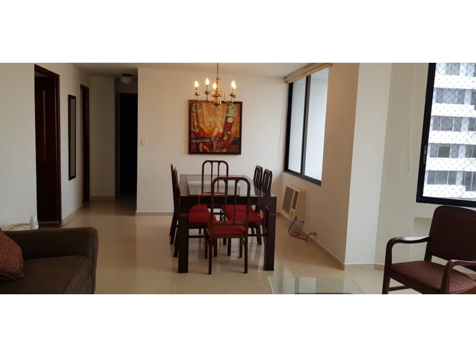 Alquilo extraordinario apartamento en obarrio — foto 1
