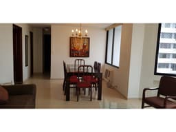 Alquilo extraordinario apartamento en obarrio
