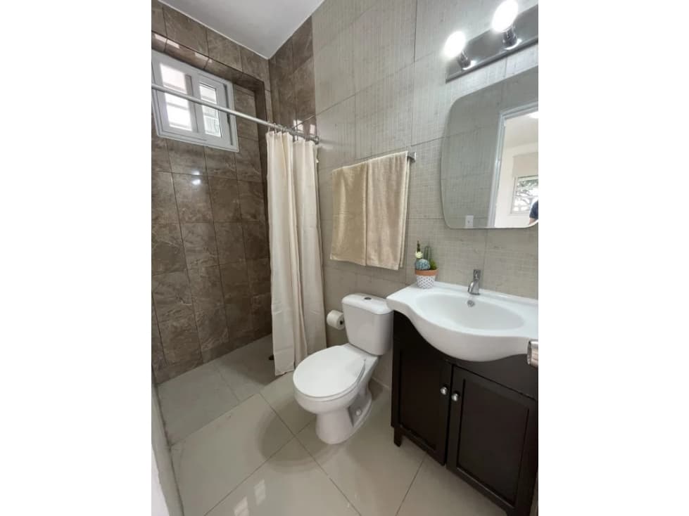 Se Alquilan 2 Aptos 90 Mts Amoblados Parque Lefevre usd$775,oo — foto 5