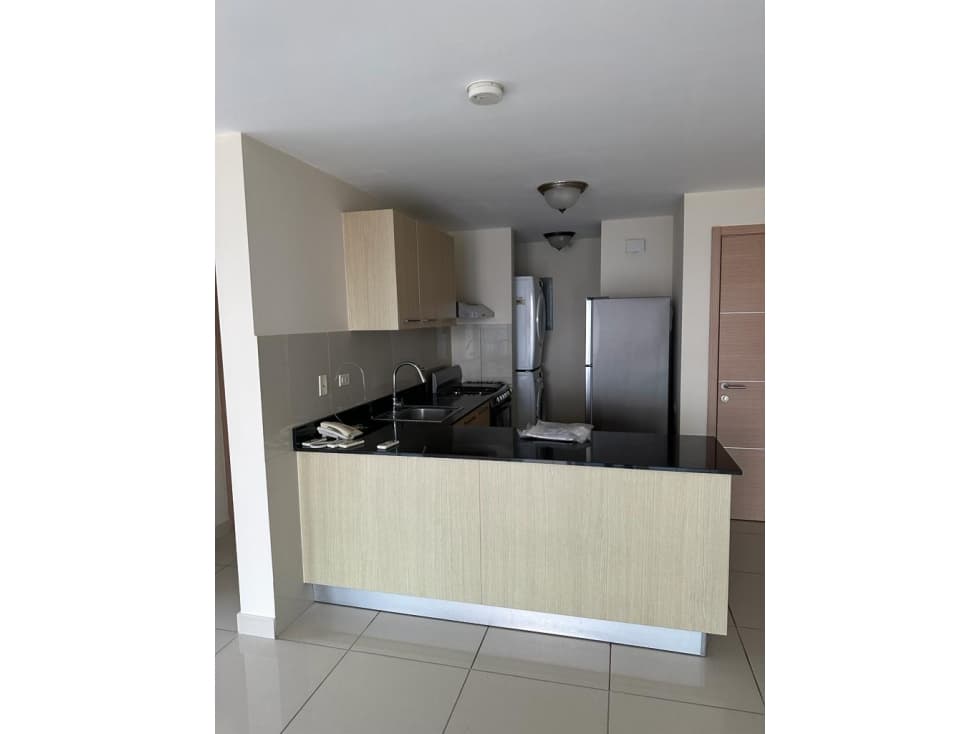 Alquilo lindo y cómodo apartamento en la vía España — foto 6