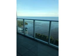 Alquilo Extraordinario apartamento amoblado en costa del este