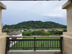 ALQUILO APARTAMENTO CON VISTA A MONTAÑA RIVER VALLEY - HOWARD - $1300