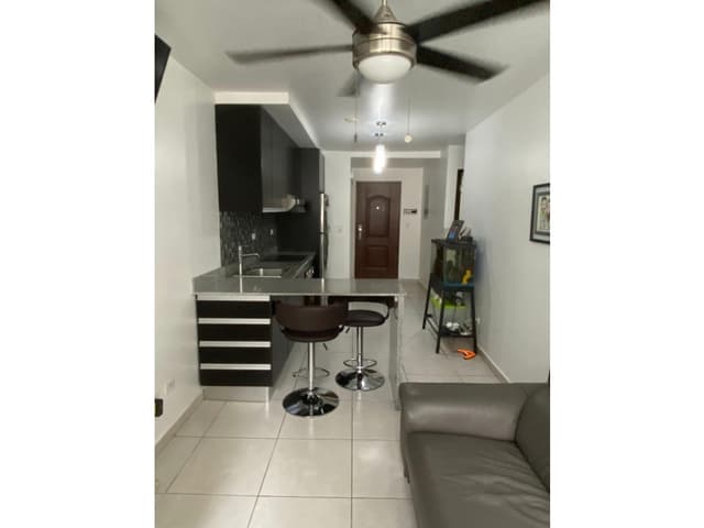 ALQUILER DE HERMOSO APARTAMENTO EN CALIDONIA