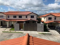 SE ALQUILA CASA EN LA CHORRERA