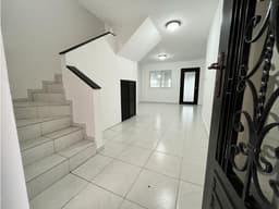 SE VENDE CASA EN ALTOS DE SANTA MARIA
