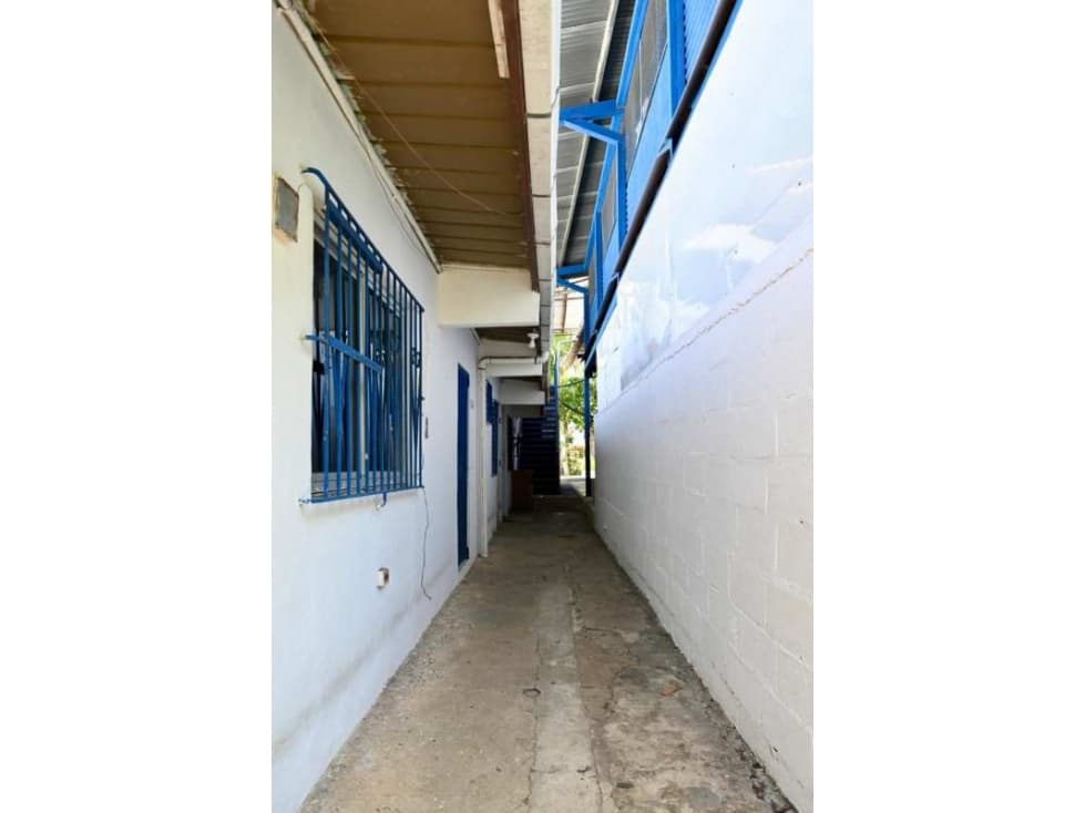¡SE VENDE ! GRAN Bodega en Pueblo Nuevo — foto 3