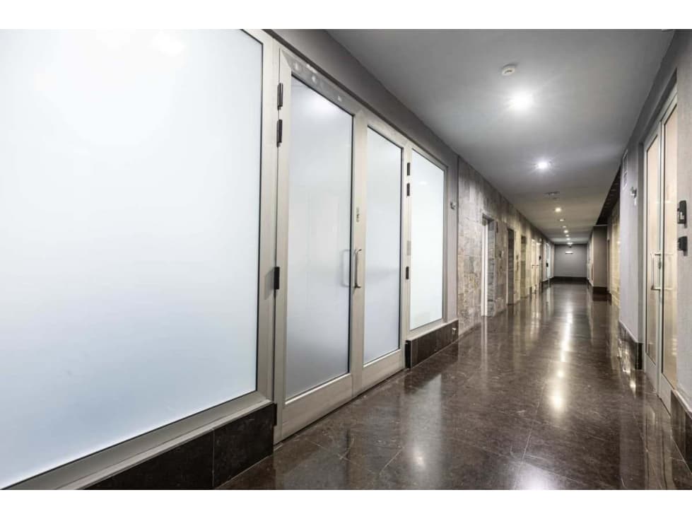 ¡¡SE VENDE!! OFICINA en Obarrio a precio de REMATE — foto 3