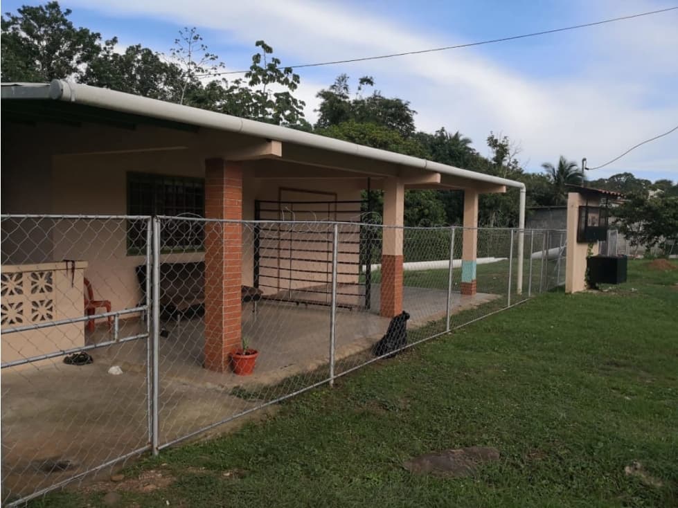 Se Venden Locales Comerciales Chorrera 633 mts $75.000.oo — foto 1