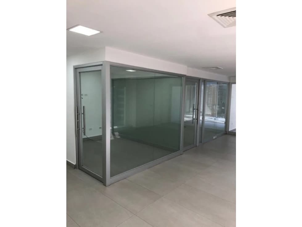 Se Alquila Oficina Central En Obarrio 268 Mts $3.800.00 — foto 6