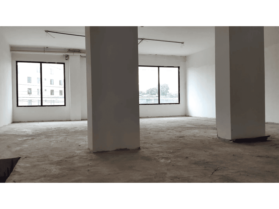 SE VENDE LOCAL CERCA DE VIA ESPAÑA PLANTA BAJA — foto 3
