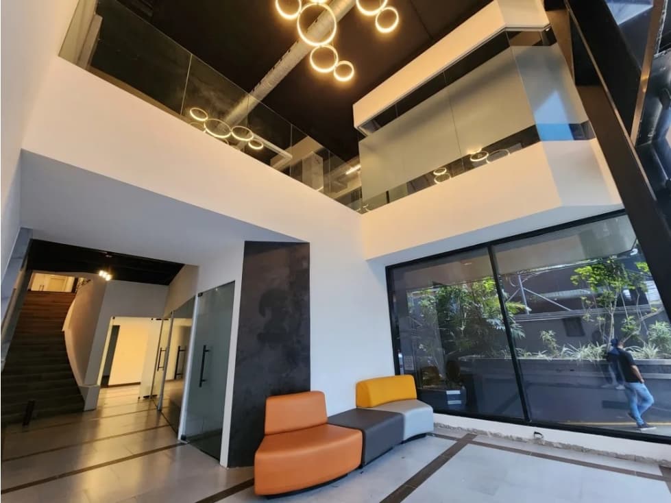 Se Alquila Oficina PB. Amoblada 404 Mts Obarrio USD$6,065,oo+itbms — foto 1