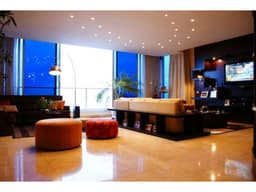 Alquilo - Vendo Lujoso Apartamento en Costa del Este $3200