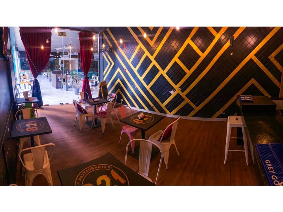 Alquilo Extraordinario Local en Avenida balboa — foto 4