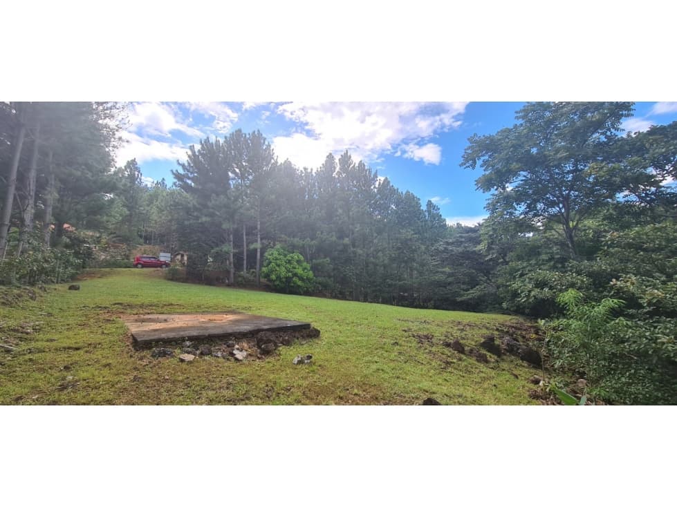 Se vende terreno en altos del Maria — foto 4