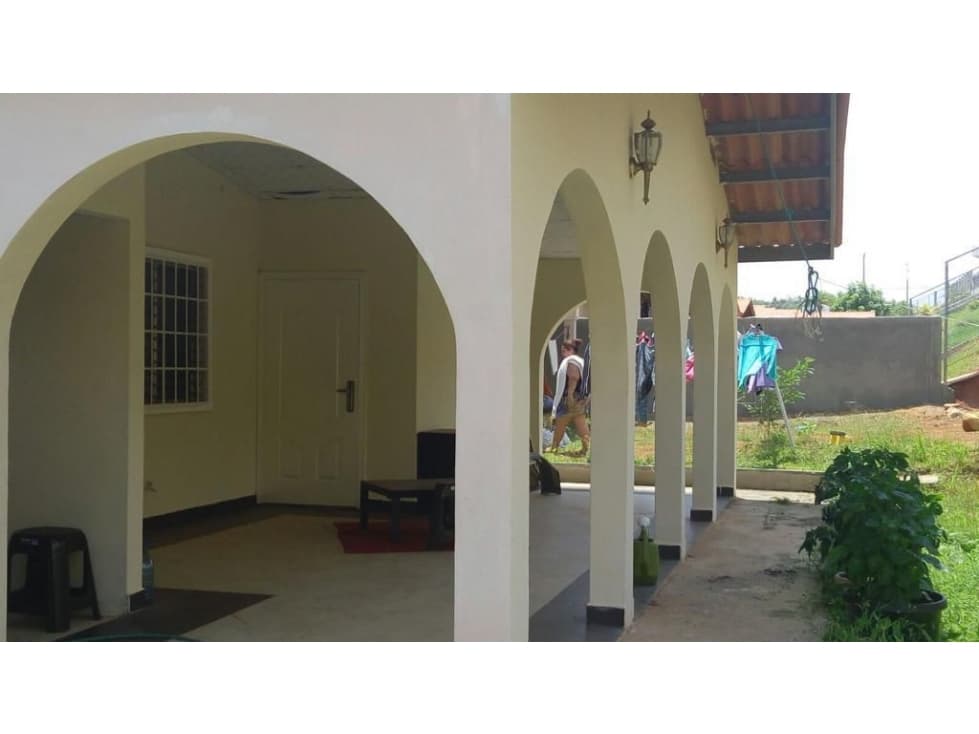 SE ALQUILA CASA EN BRISAS DEL GOLF — foto 4