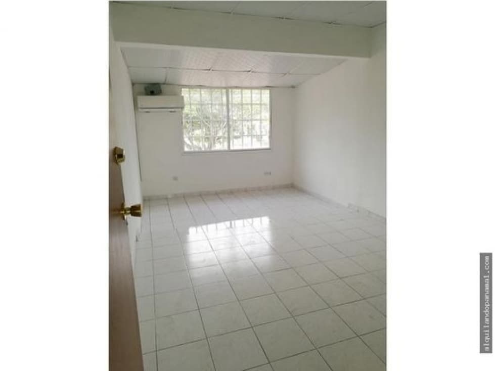 SE VENDE CASA COMERCIAL EN CHANIS — foto 6